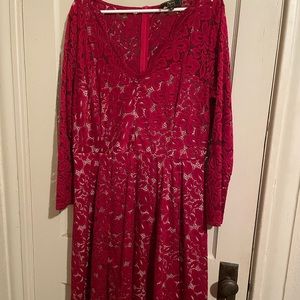 Red lace knee length dress with sleeves - like new - vintage style - Missmay